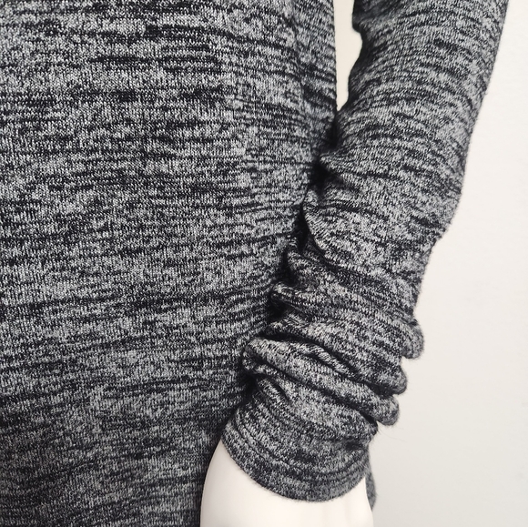 Athleta Open Back Pose Long Sleeve Top Size XS - Picture 11 of 16